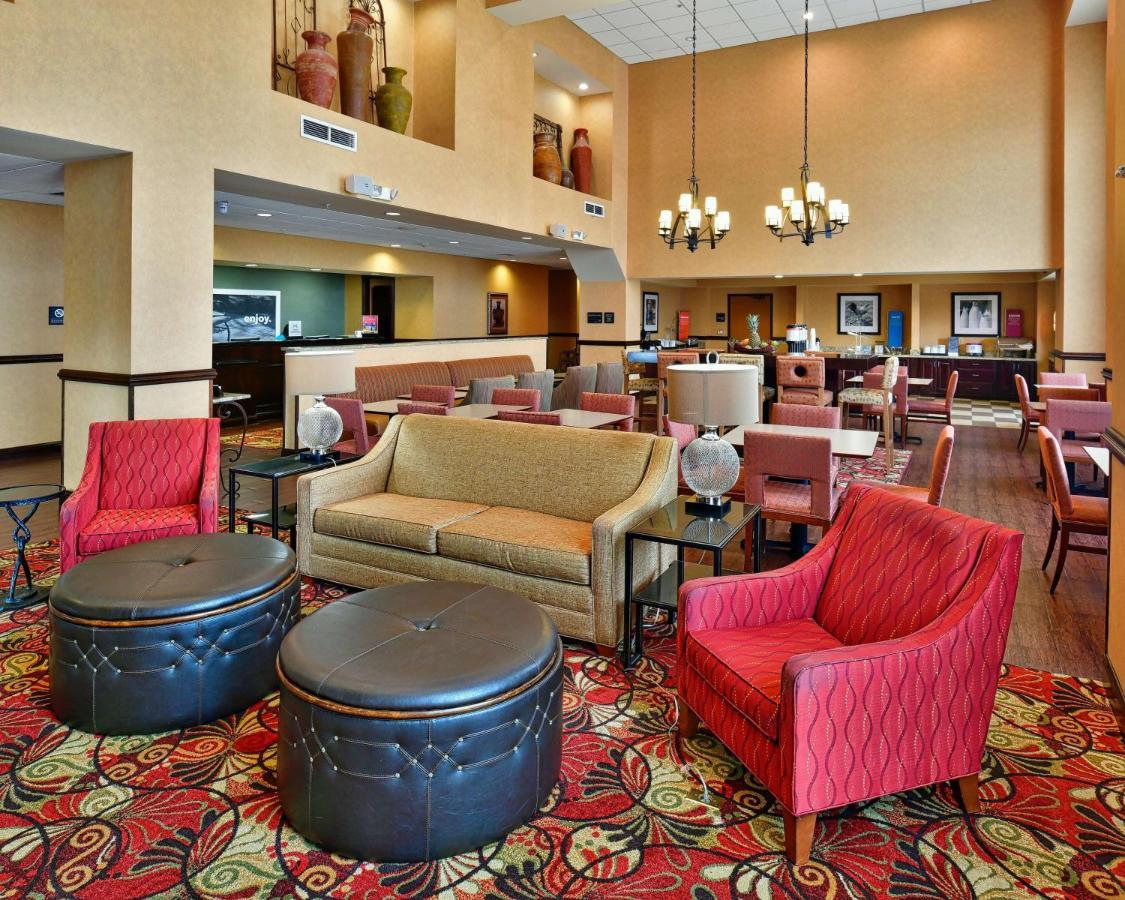 Hampton Inn&Suites Fredericksburg Buitenkant foto